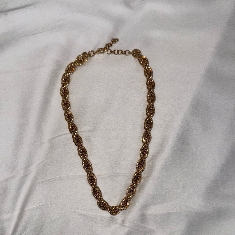 Elegant Gold Rope Chain Necklace